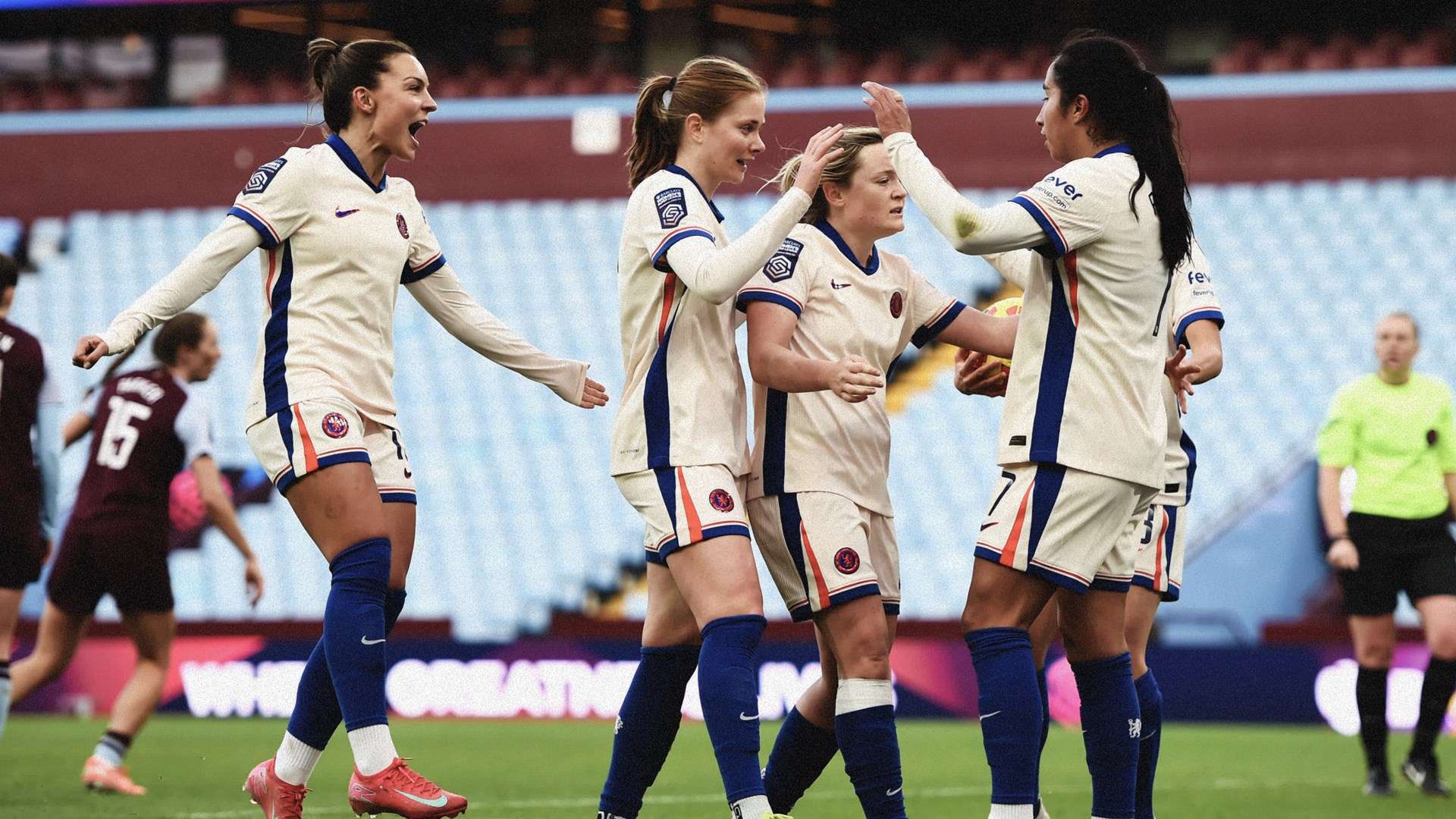 正是沙滩足 正是沙滩足